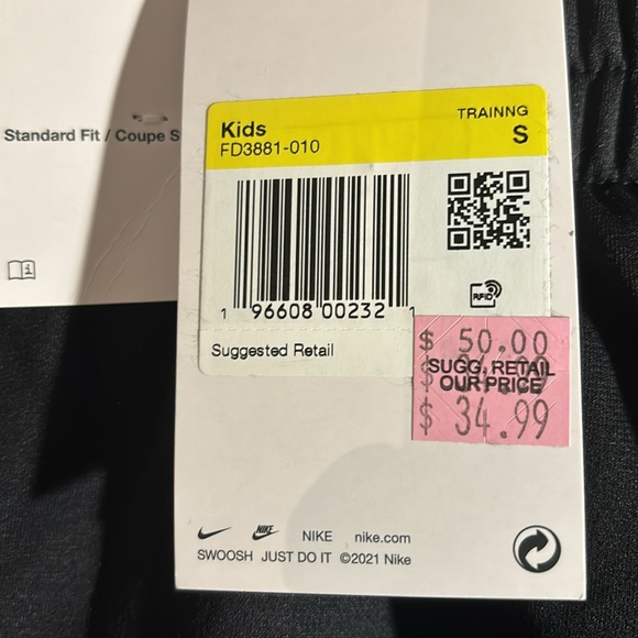 Boy’s Nike Therma Fit Pants - Picture 4 of 4